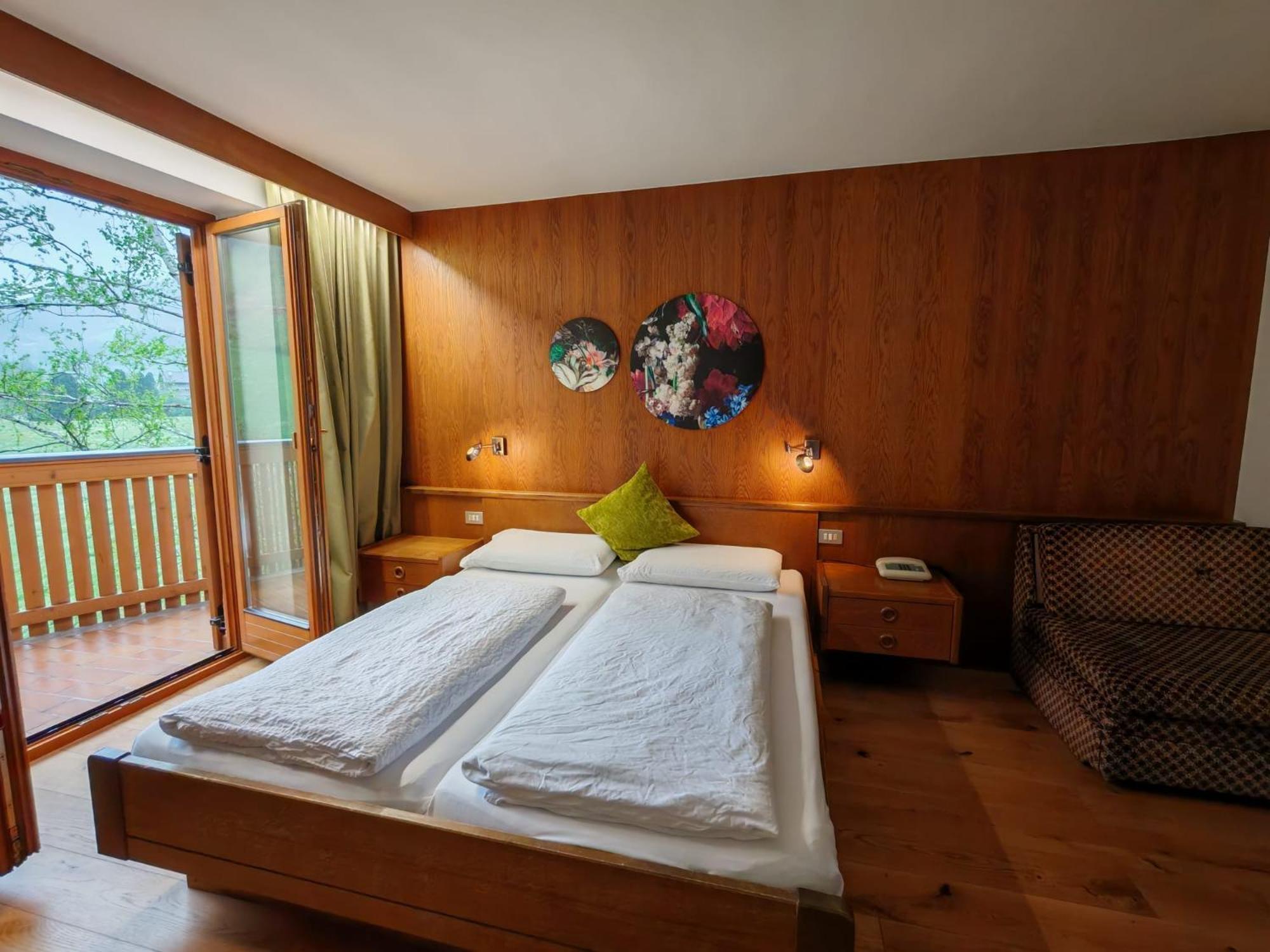 Hotel Alpenblick Sarentino Екстер'єр фото