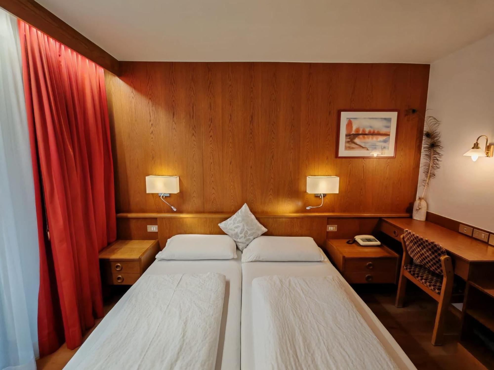 Hotel Alpenblick Sarentino Екстер'єр фото